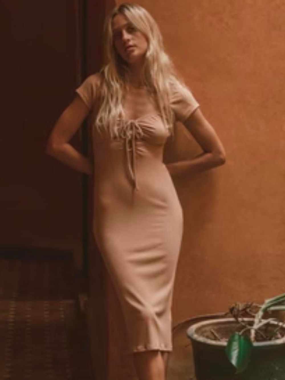 Billabong Nude Tie-Front Short Sleeve Midi Dress